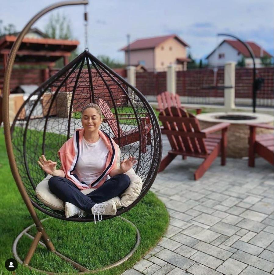 Roots Villa Redwood Braşov Dış mekan fotoğraf