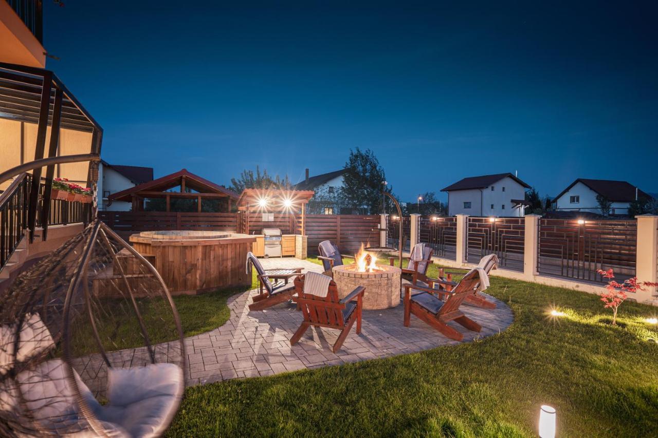 Roots Villa Redwood Braşov Dış mekan fotoğraf